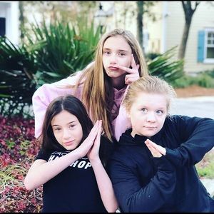 Meet your Posher, Carly